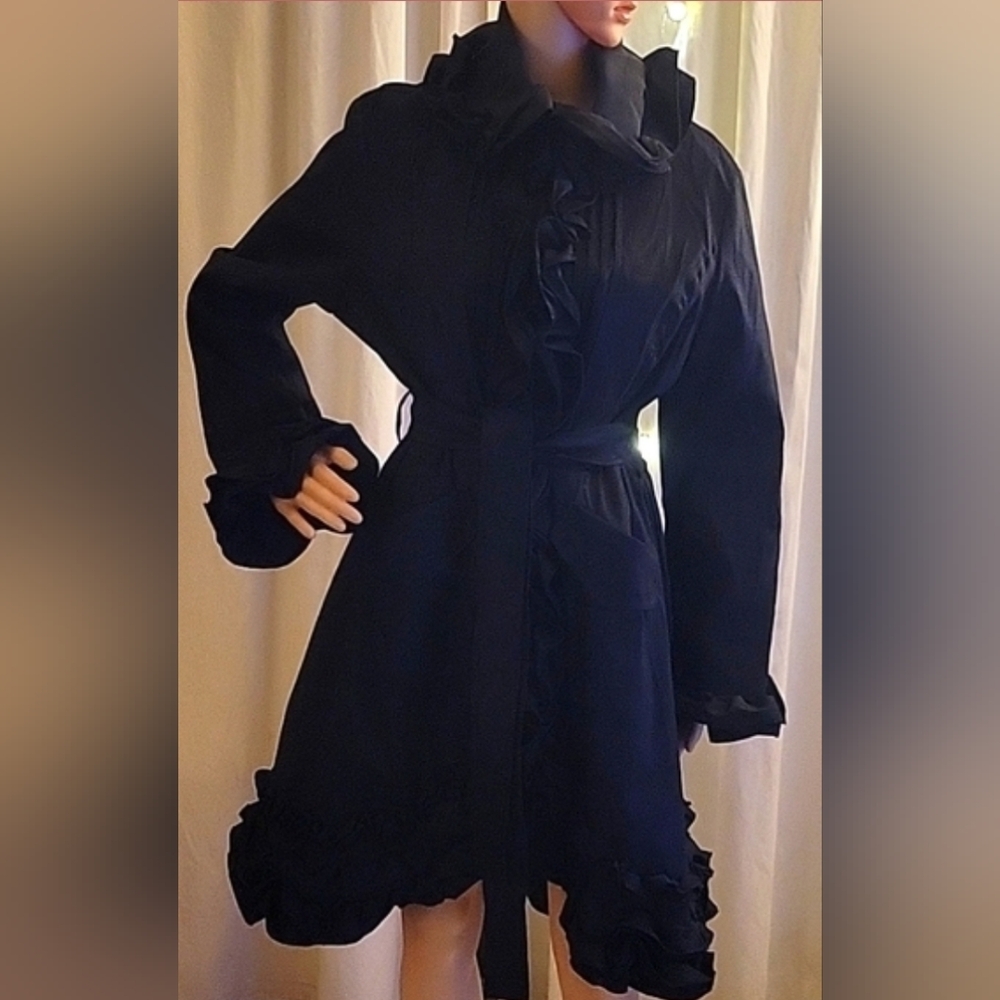 Women's coat size approx 12. Like new